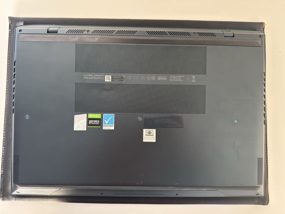 ASUS ZenBook Pro Duo UX582HS i9 32GB RTX3080