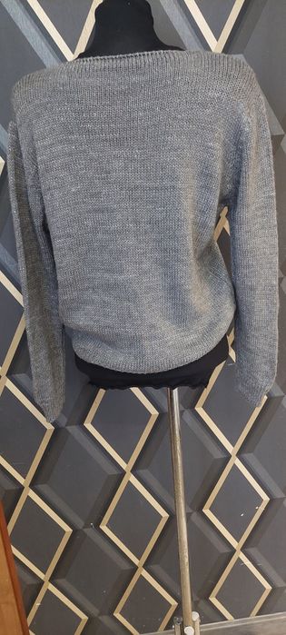 Sweterek top M-L 50 %