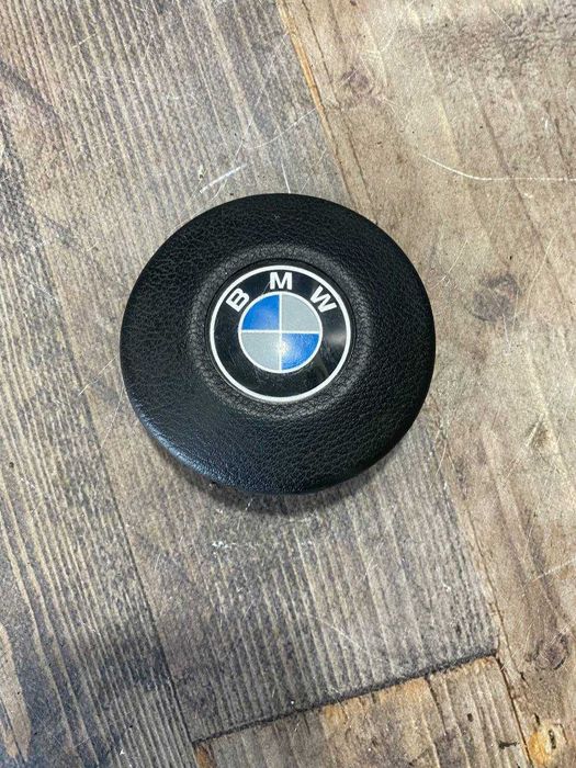 Накладка закглушка кнопка сигналу керма руля BMW E30 / E28 / E24 / E23 3233--1155293  ІДЕАЛ