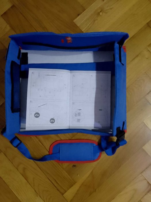 Nowy organizer dla dziecka do auta
