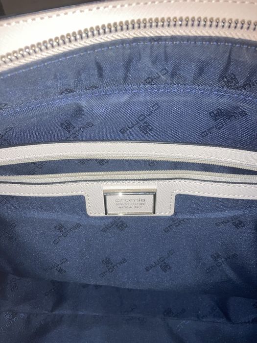 Сумка cromia оригинал Состояние идеальное, Олх доставкой не отправляю!