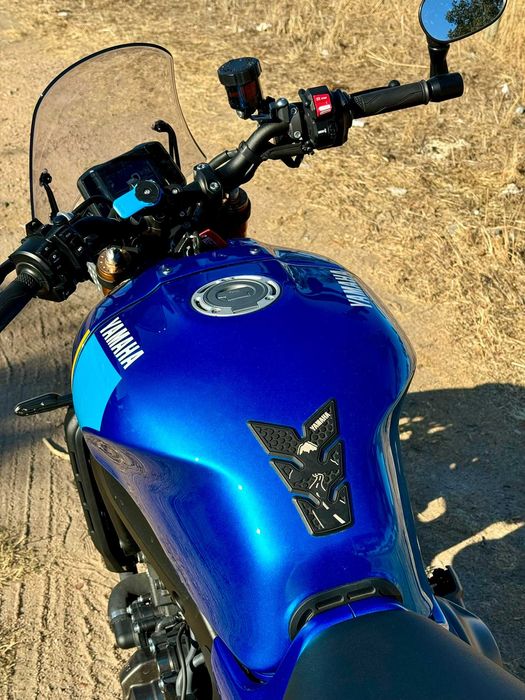 Yamaha XSR 900 (12.000km) + Extras
