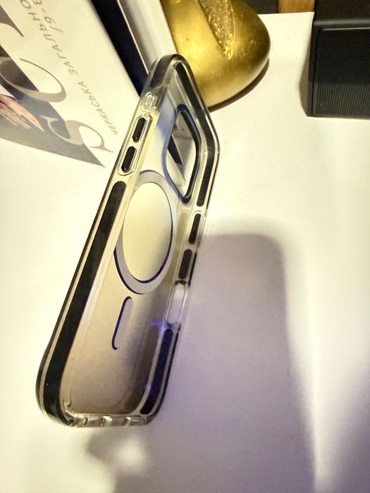 Чохли до  IPhone 16 pro