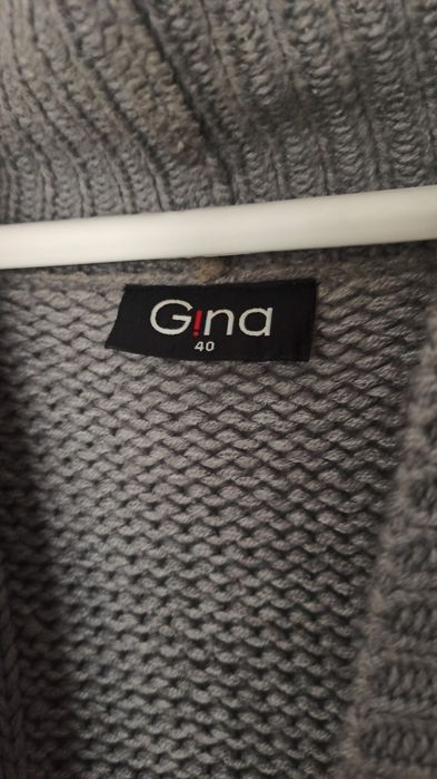 Szary sweter Gina