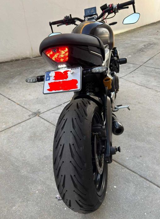 2025 Triumph trident 660