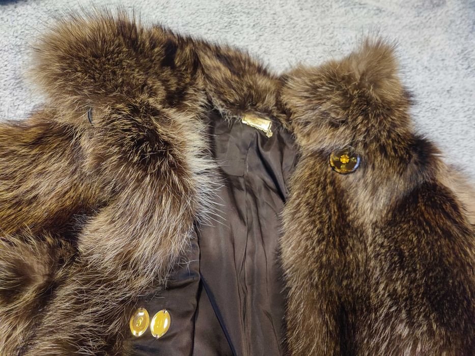 Eleganckie futro z naturalnego brązowego lisa L