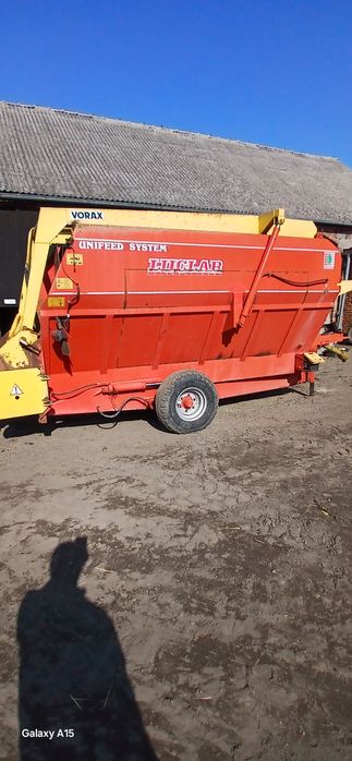 Wóz paszowy poziomy paszowóz 9m3  luclar