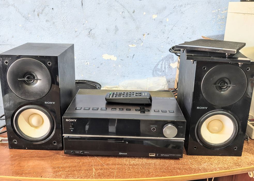 Центр музыкальный Sony HCD-HX50BTR