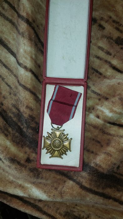 Sprzedam medal zPRL-u.