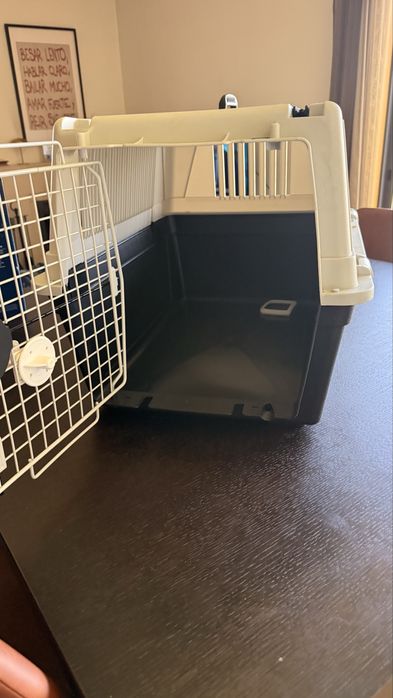 Caixa para transporte de pet