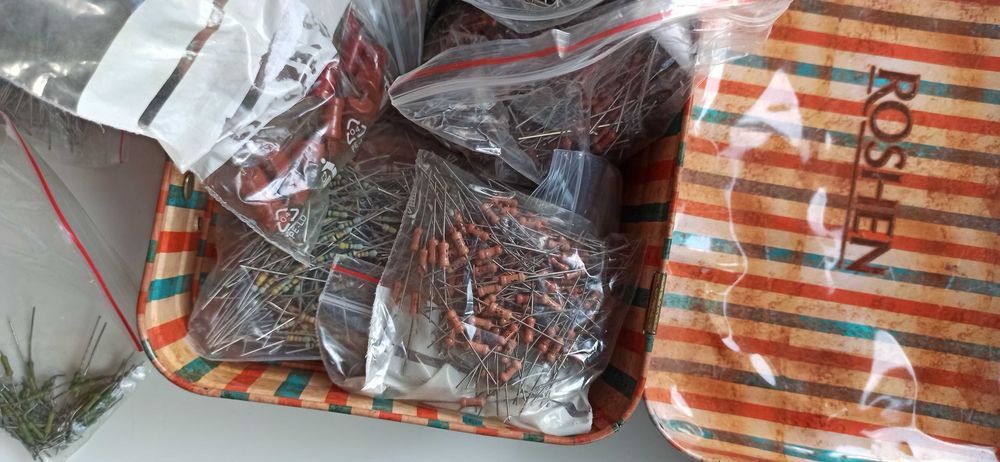 Резистори і конденсатори більше 10 тис БЕЗКОШТОВНА ОЛХдоставка