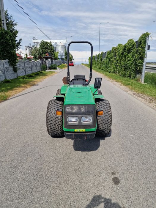 Traktor Ferrari Vipar 40 koni idealny  stan