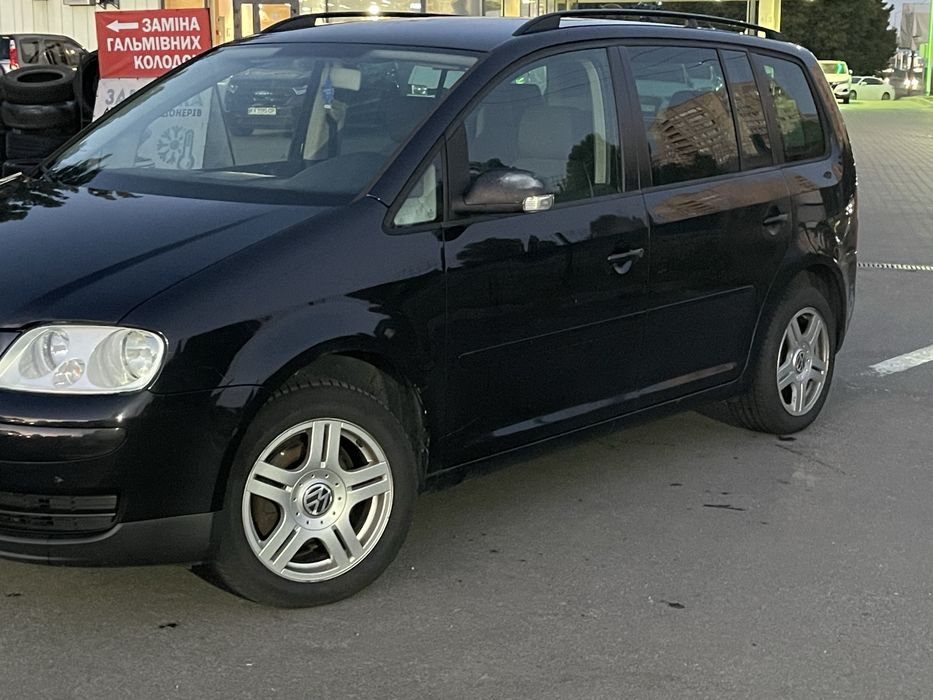Voltsvagen Touran 2005р