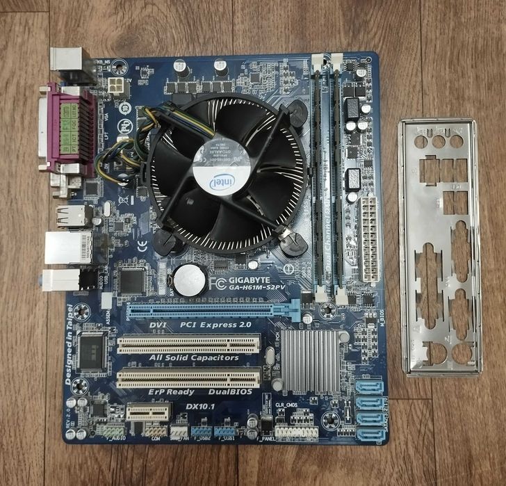 Мат. плата Gigabyte GA-H61M-S2PV + Intel Core i7-2600 + 8 Gb DDR 3