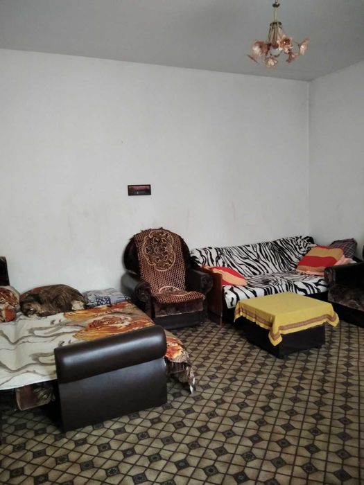 Продам 2 комн. особняк по ул. Карпатской Украины