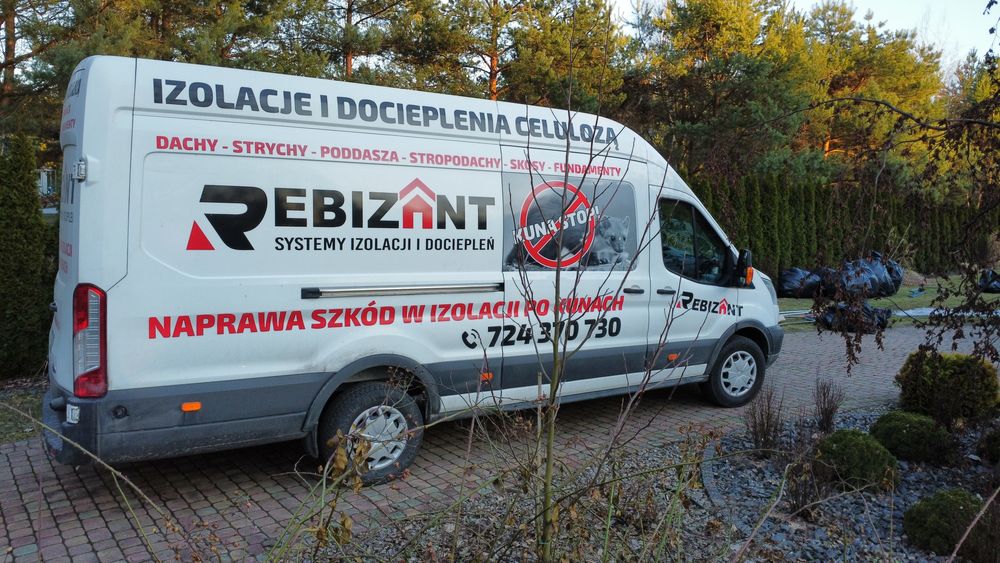 Naprawy dachów po kunach / kuna na dachu /  Izolacje pianą i celulozą