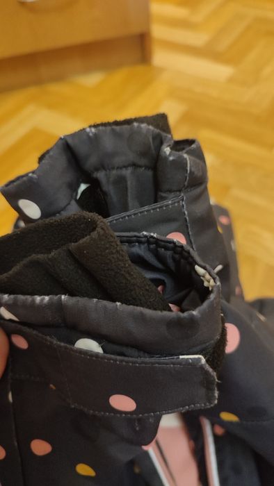 Продам курточку демісезонну HM