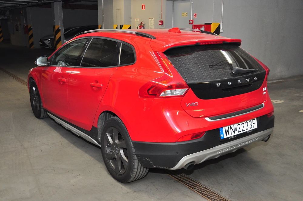 Volvo V40 Cross Country Volvo V40 Cross Country T4 AWD Momentum Polestar – 2013 – Serwis ASO