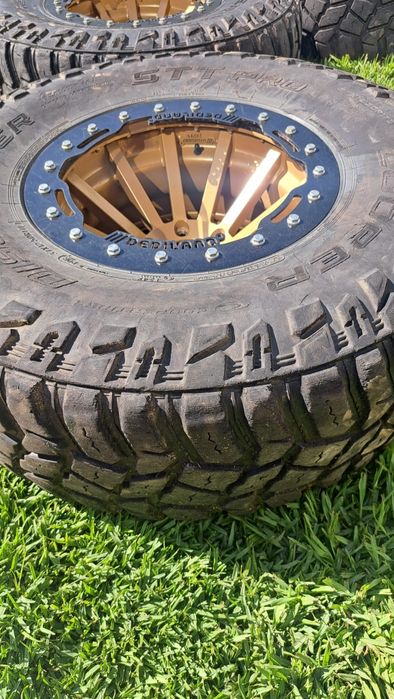 Jantes beadlock  17 6x139.7