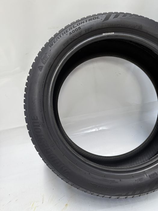 215/50/19 Bridgestone WeatherControl A005 93T