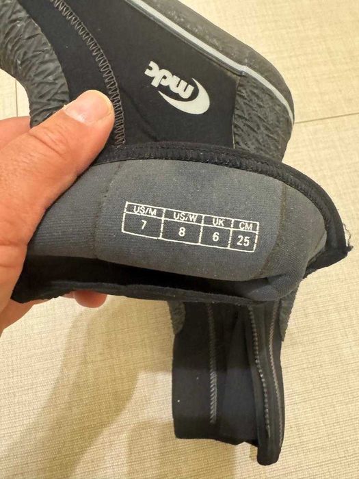 Неопренові черевики для водних видів спорту р.37, 42, 43