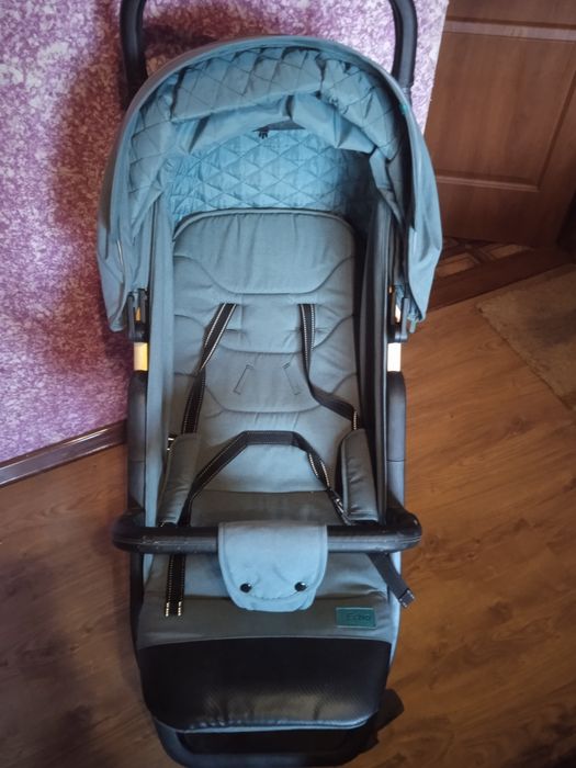 Продам дитячу коляску