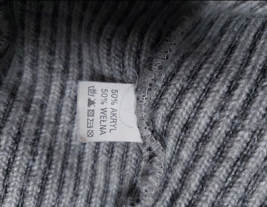 Wełna 50% Szary wełniany płaszcz z kapturem LOKA oversize