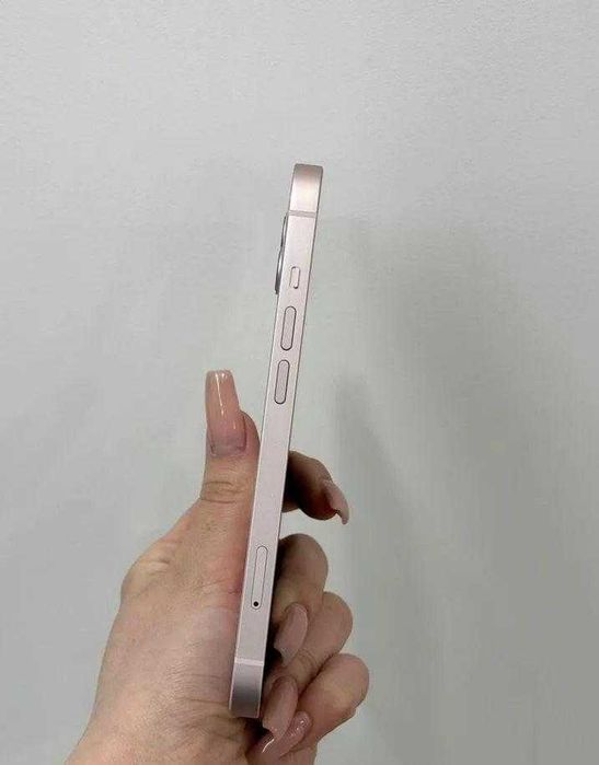 iPhone 13, 256 ГБ