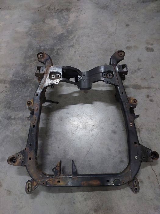 Балка передньої підвіски Opel Astra H 2004-2013