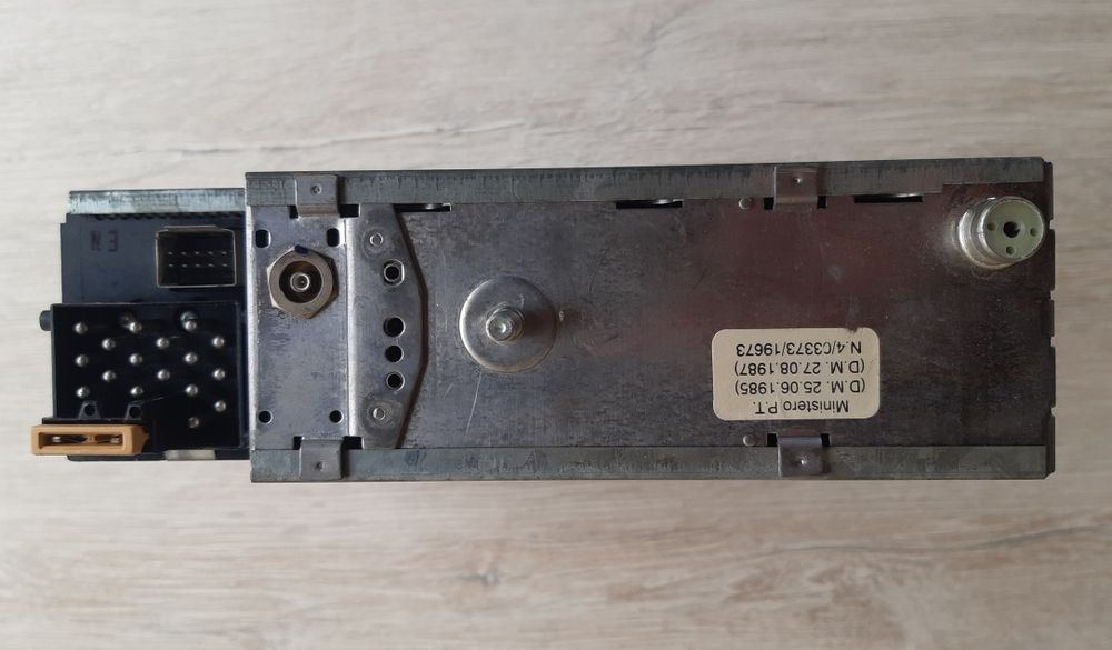 Автомагнитола на BMW E-38