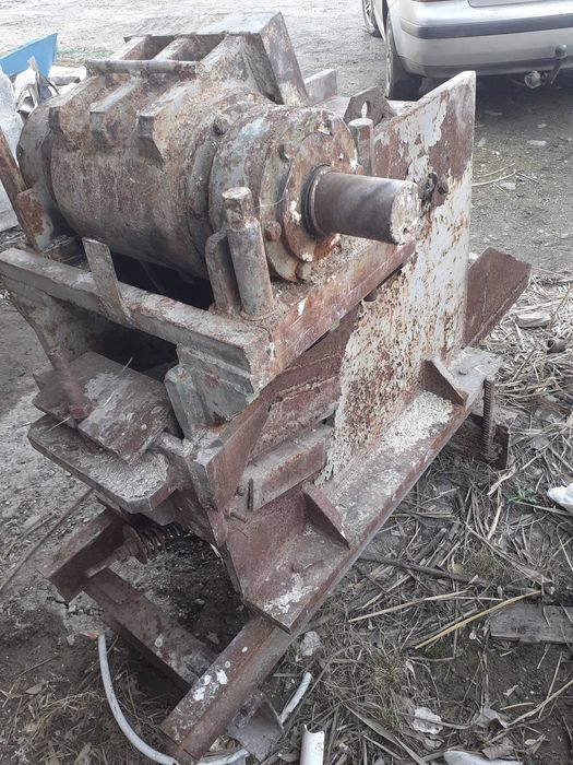 Щековая дробилка ,щека 280 мм