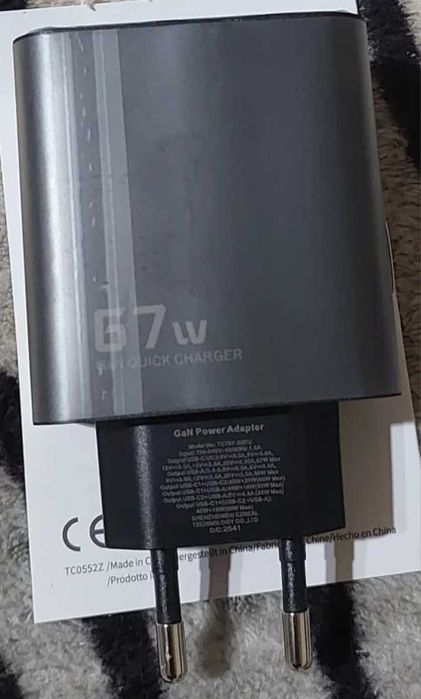 Зарядний пристрій Toocki 67W GaN Швидка зарядка PD3.0 QC4.0