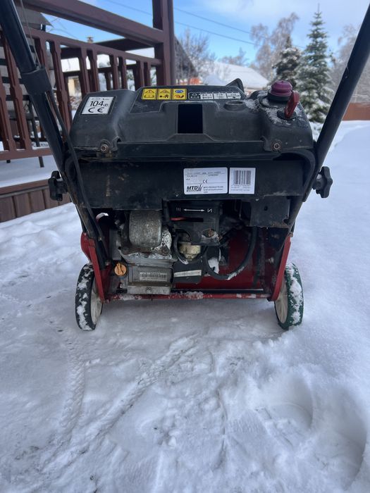 Снігоприбиральна машина снігоприбиральник снігоприбирач бензиновий mtd