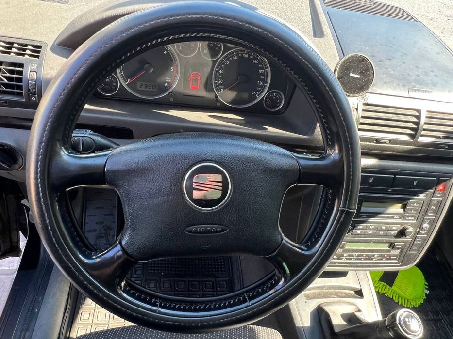 Продается Seat Alhambra