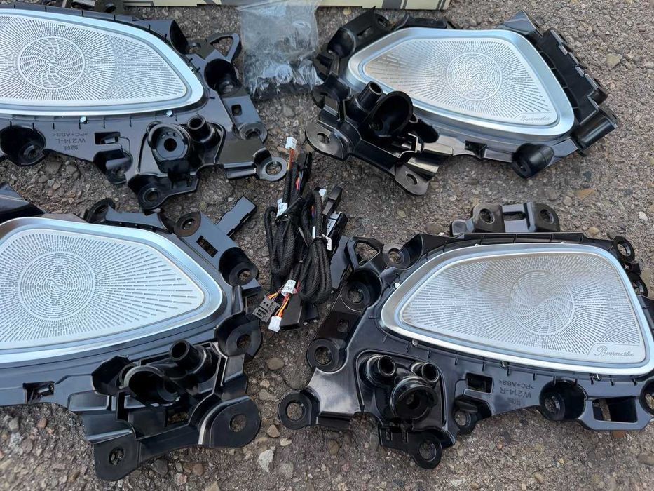 Підсвітка Burmester Mercedes E-Class W214 4D твіттери / динаміки