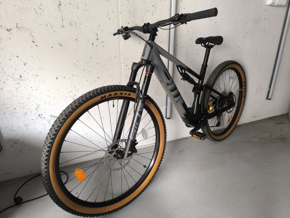 Rower elektryczny BMC FOURSTROKE amp lt three