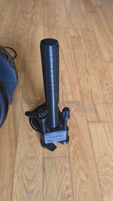 Thrustmaster 300 kierownica z ręcznym