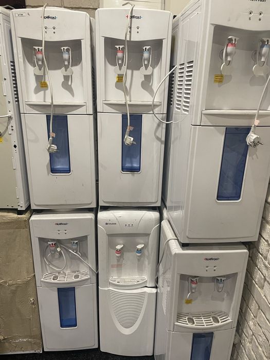 Кулер для води HotFrost V118E