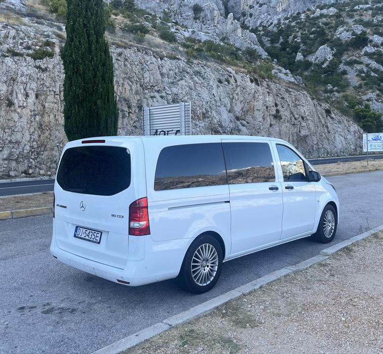 Wynajem bus busa Mercedes Vito Tourer 9 osobowy auta wypożyczenie