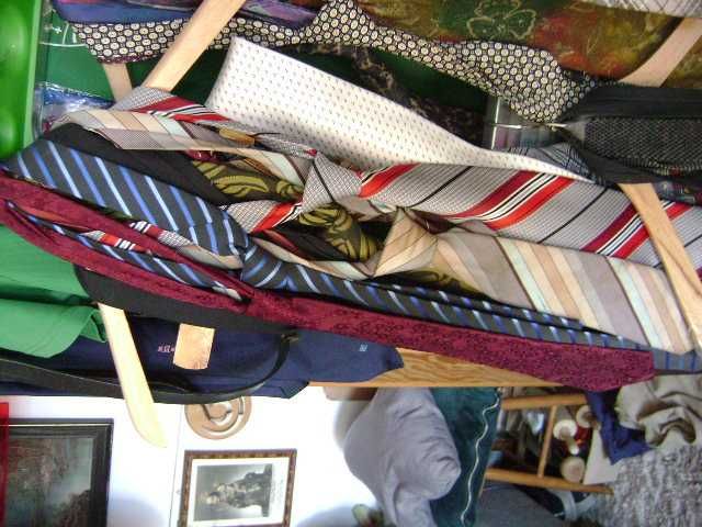 Starocie z PRL - Krawaty = Zestaw 70 sztuk z czasów PRL hurtem TANIO