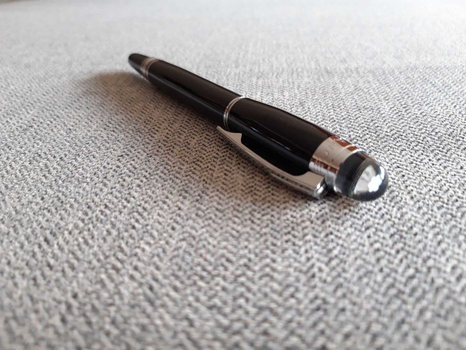 Caneta de tinta permanente MONTBLANC