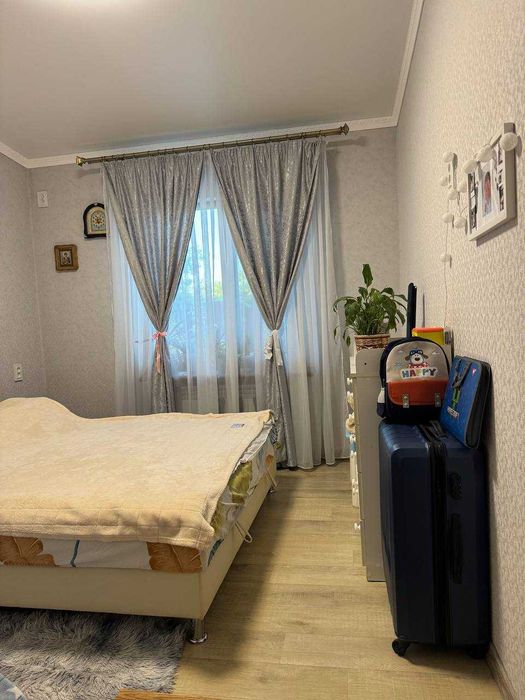 Продається квартира  4 кімнатисело Нерубайське