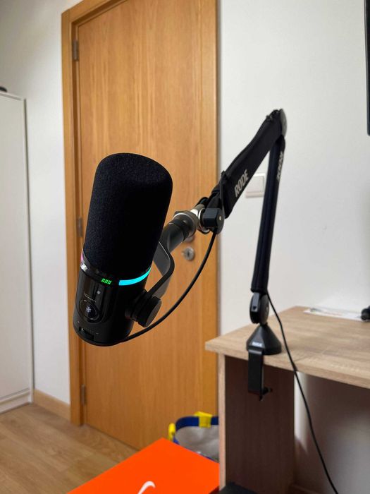 Kit microfone HyperX FlipCast + braço Rode PSA1+ - c/ caixas e faturas