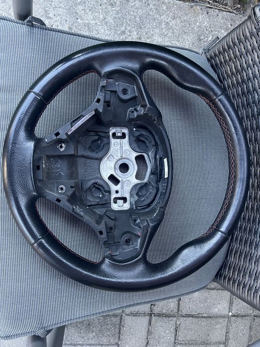 Kierownica bmw f30