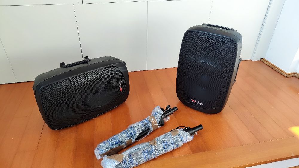 MARK Pack Party 15 – Sistema PA 2 Colunas 15" + Tripés | Bluetooth | Praticamente Novo