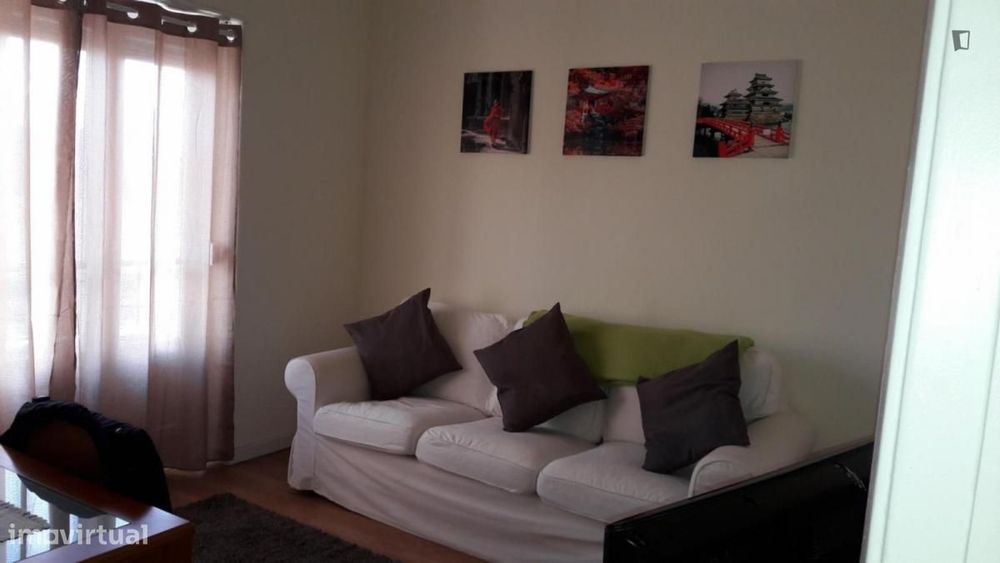 Apartamento com 2 quartos - localizado em Amadora Lisbon