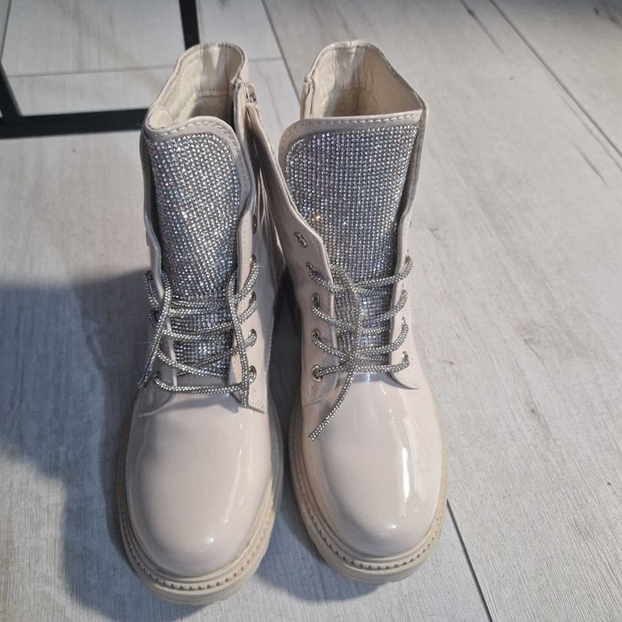 Buty 35 damskie lekko ocieplane