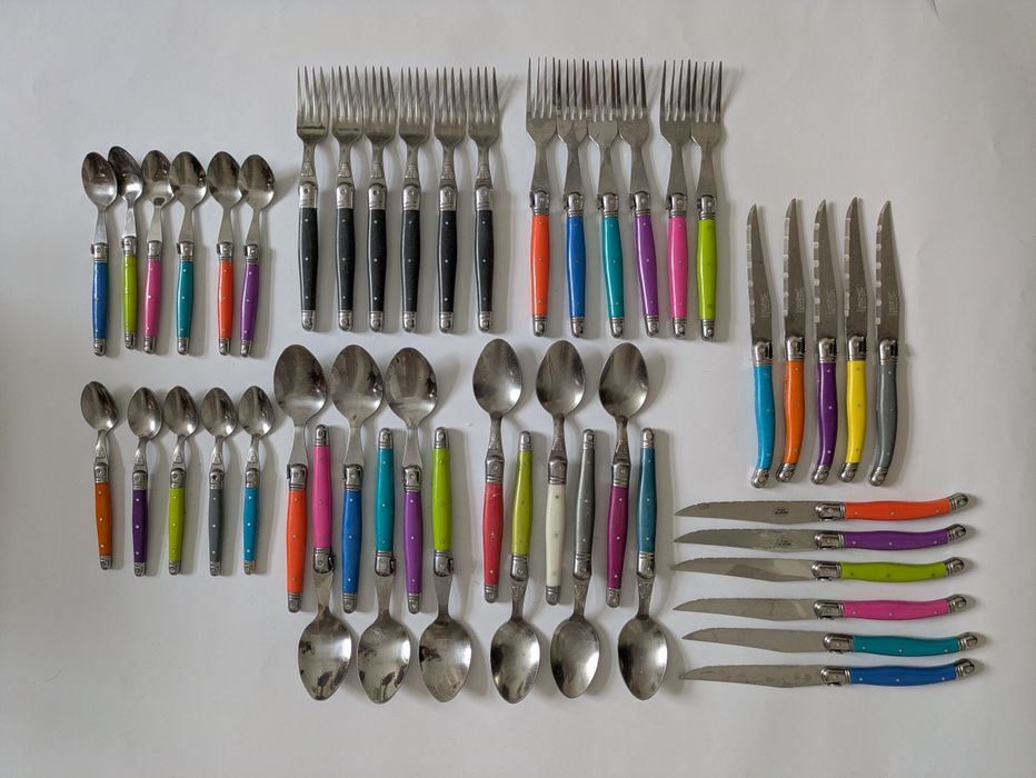Kolorowy Zestaw Sztućców Stylu Laguiole – Mix & Match (46 sztuki)