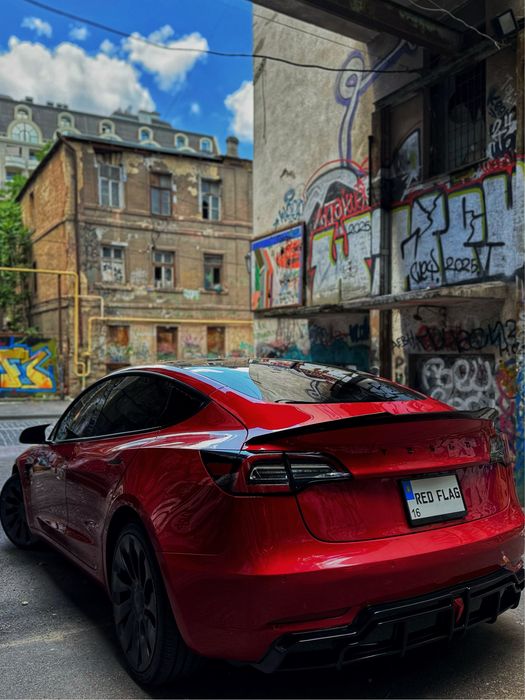 Tesla Mode 3 Perfomance 2022