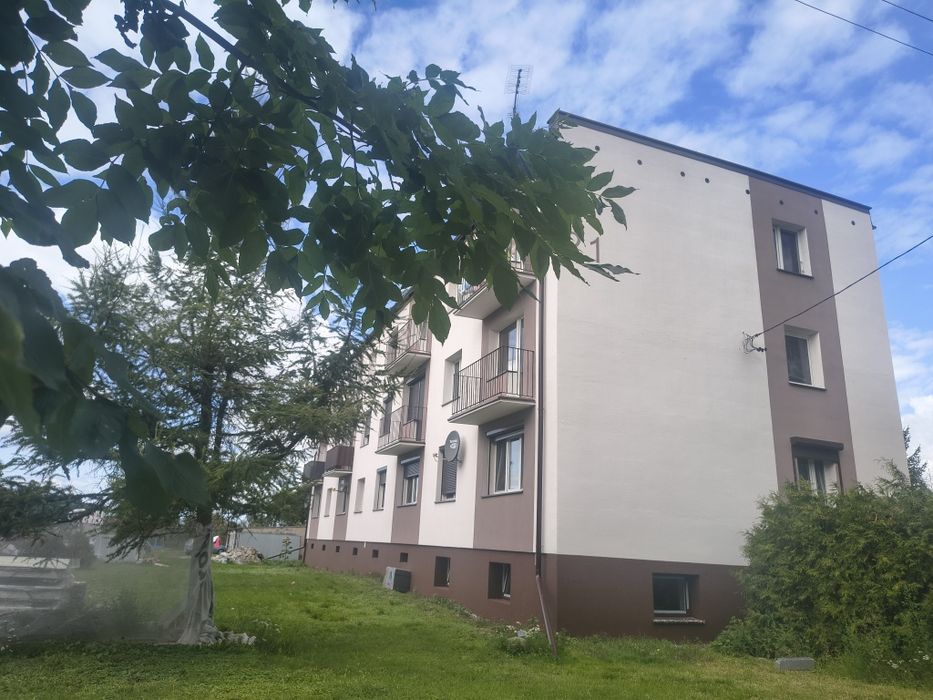 Sprzedam mieszkanie w bloku parter 3 pokoje